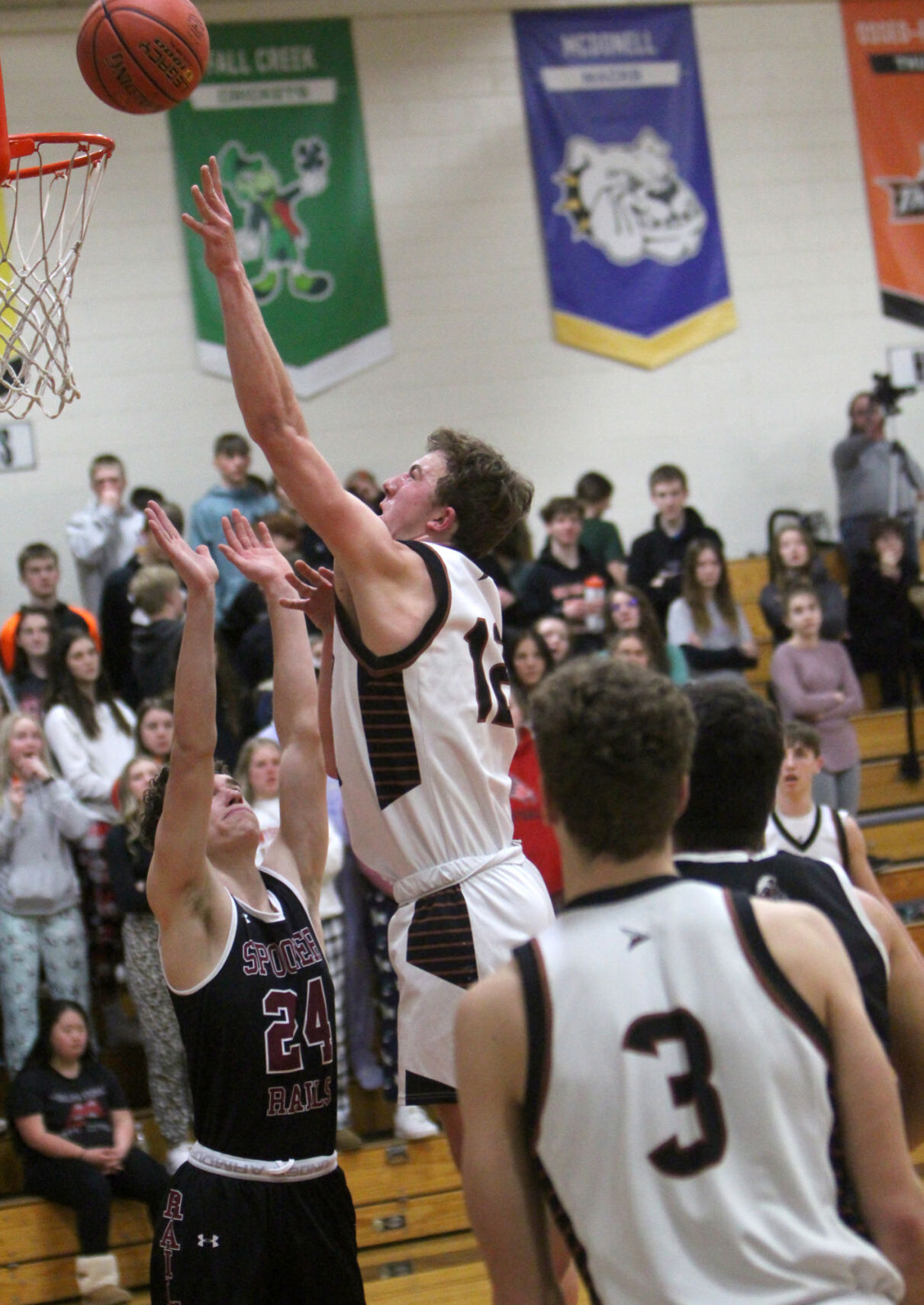 Spooner at Bloomer boys basketball 1-31-22